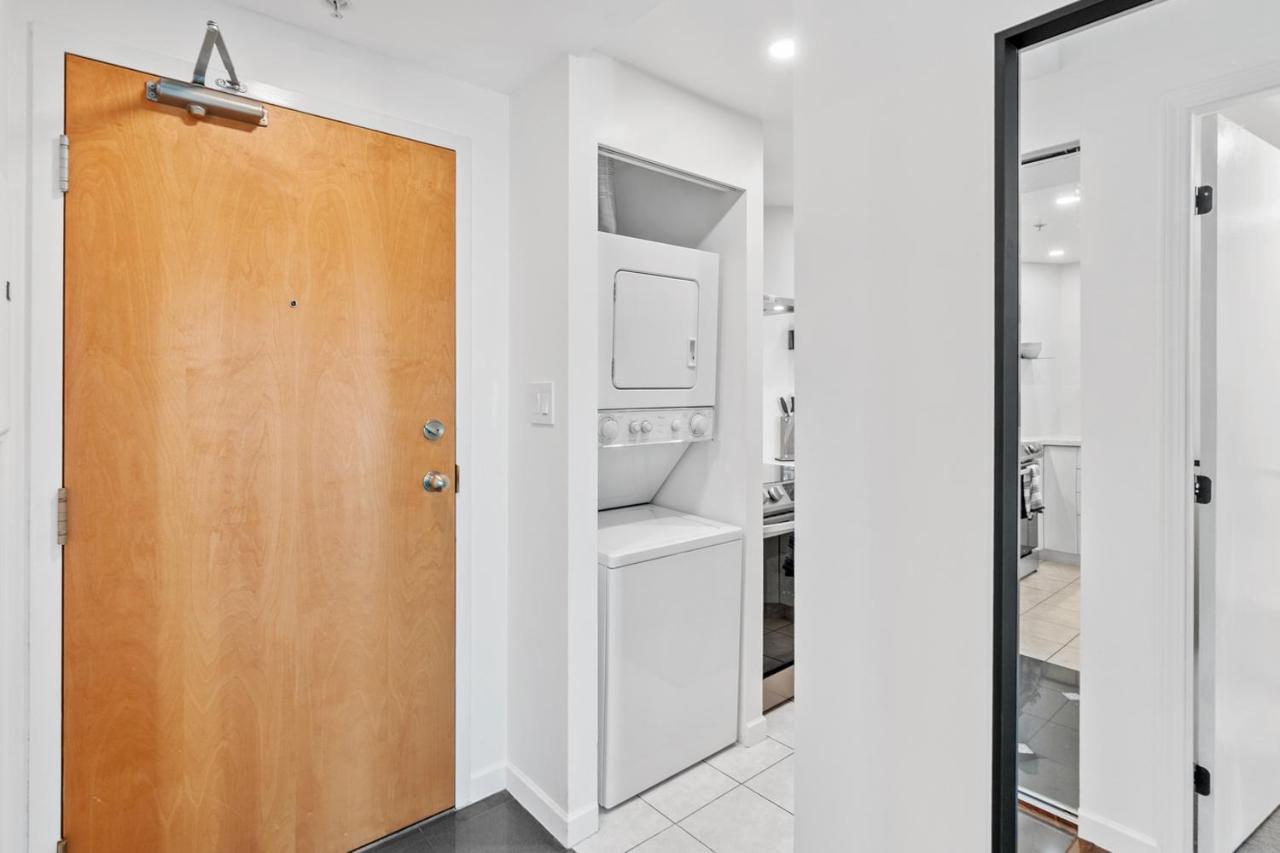Downtown Luxury 1Br Coal Harbour Apartment Vancouver Luaran gambar