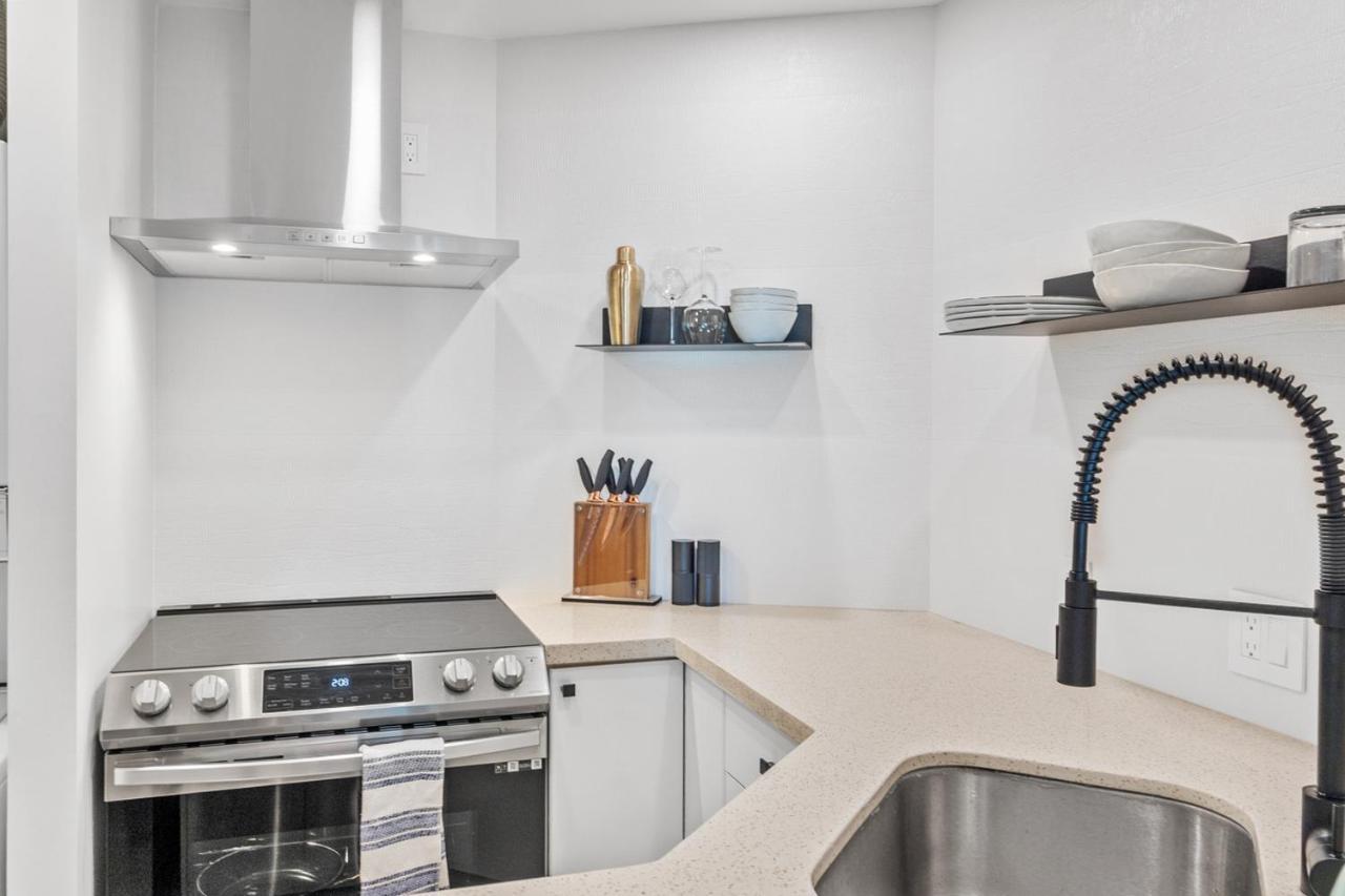 Downtown Luxury 1Br Coal Harbour Apartment Vancouver Luaran gambar